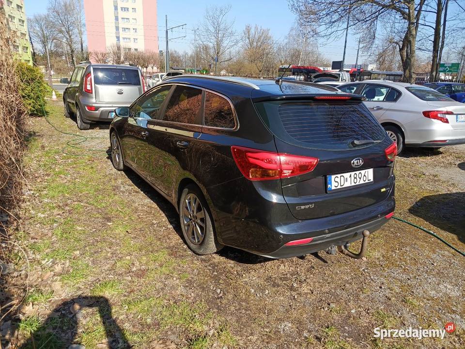 Kia Ceed 16 CRDi wielofunkcyjna kierownica Dąbrowa Górnicza
