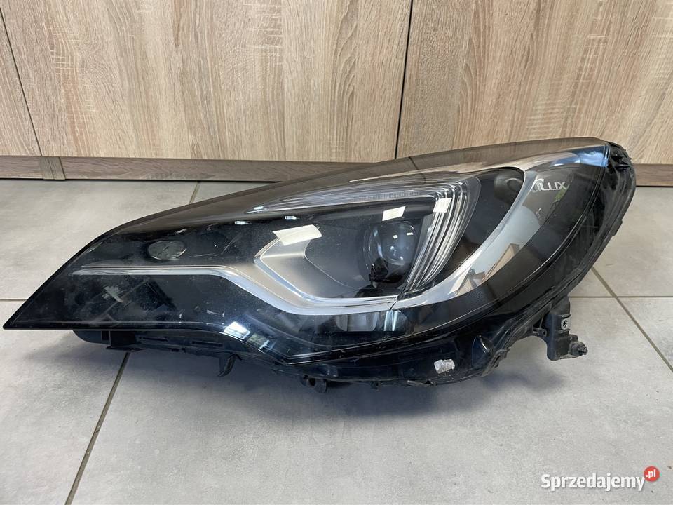 Opel Astra K V reflektor full led lewy przód