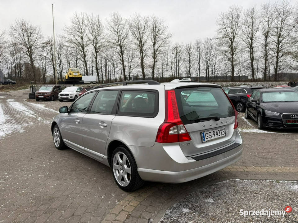 Volvo V70 Zadbane Volvo Pół skóry klima III 2007 266257km pomorskie Słupsk