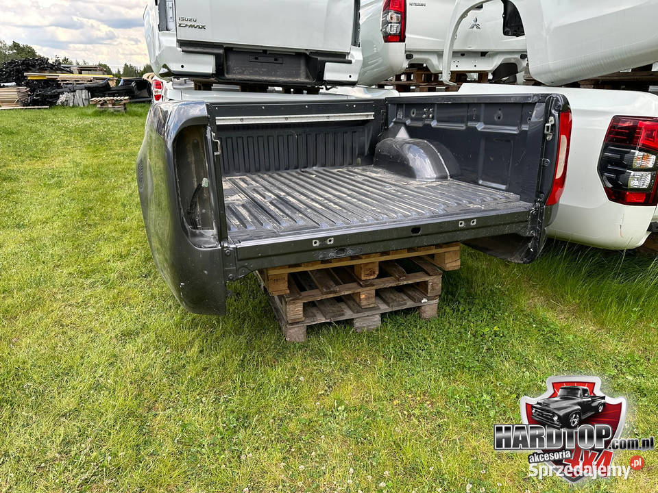 PAKA Skrzynia Ładunkowa MERCEDES X Uszkodzona Pozostałe