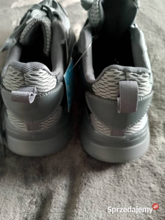 Buty sportowe Baolikang w rozmiarze 44