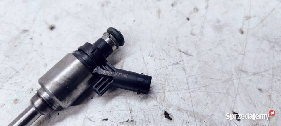WTRYSK WTRYSKIWACZ AUDI A4 A5 20 TFSI 0261500162 Przystajń sprzedam