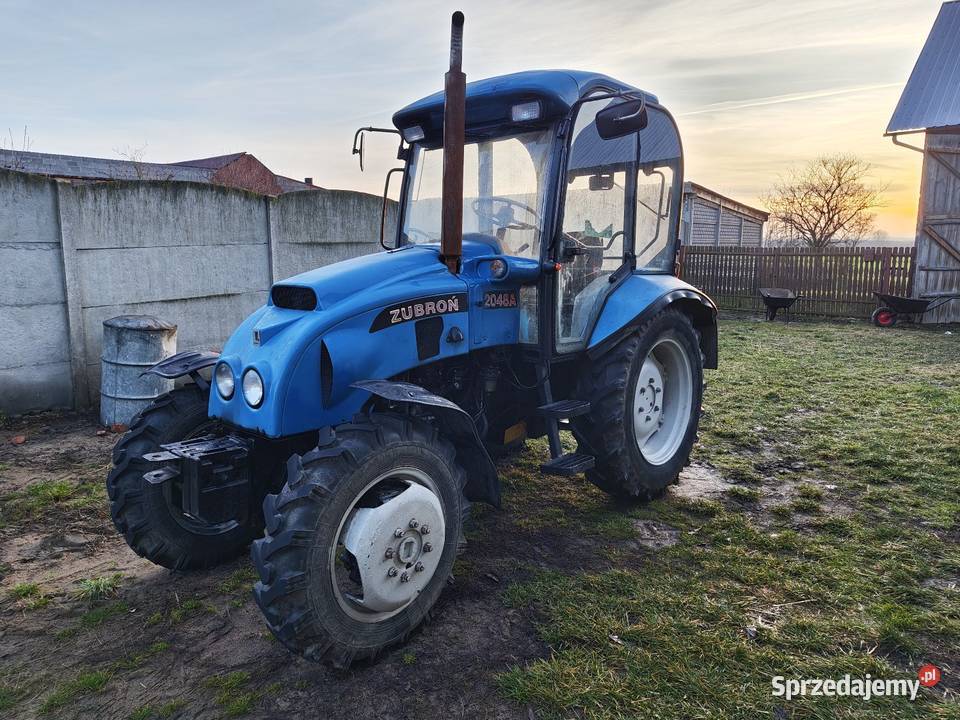Ciągnik rolniczy Żubroń 2048A Dzietrzkowice