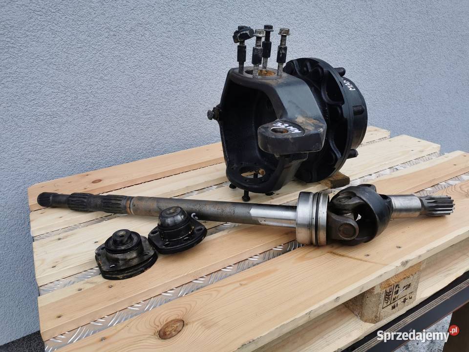 Zwolnica Zwrotnica prawy przód Manitou MLT 737 Wilkowo