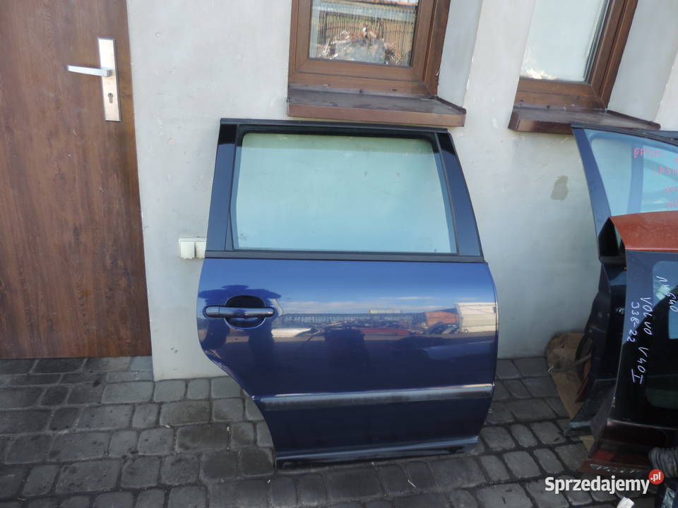 VW PASSAT B5 KOMBI DRZWI PRAWY TYŁ LB5N