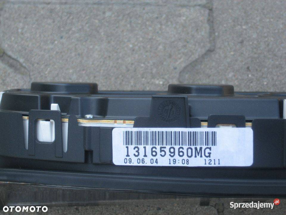 OPEL VECTRA C SIGNUM 22DTI 0305R LICZNIK zegar osobowe Rakoniewice