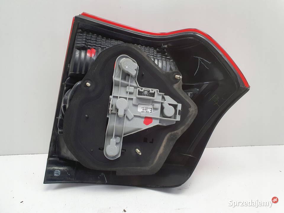 Toyota Corolla E12 LIFT TYLNIA TYLNA LAMPA LEWA Lampy tylne Rudka