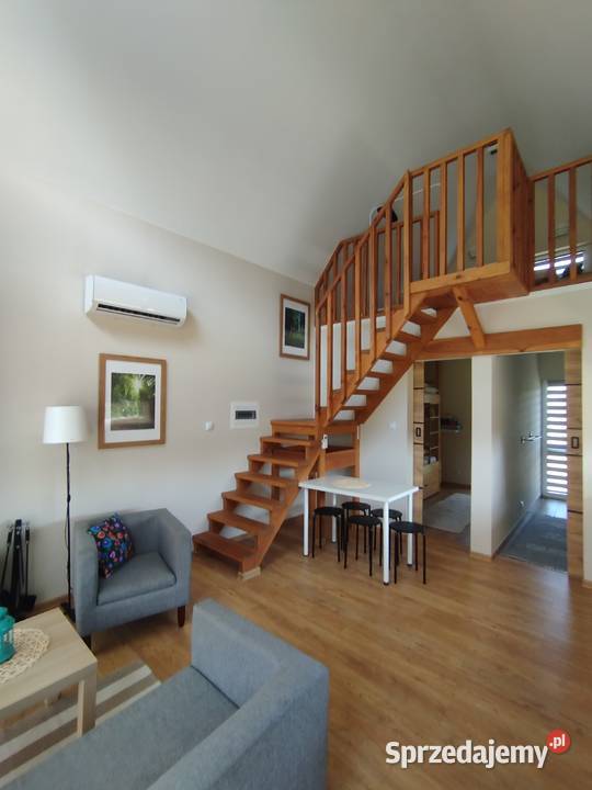 Sprzedam całoroczny domek z dużą działką