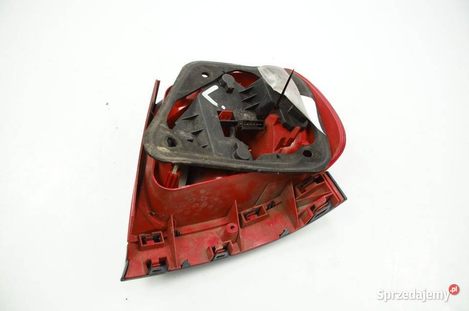 LAMPA LEWA TYŁ AUDI A4 B5 Motoryzacja Lipno