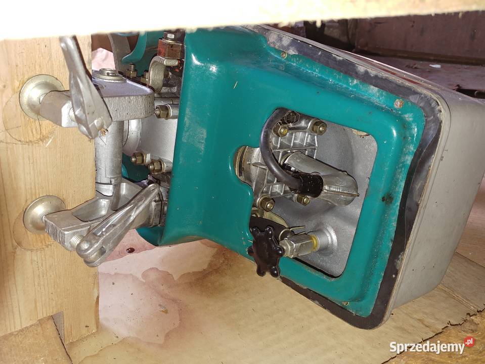 Salut M silnik zaburtowy do łodzi nie pływany