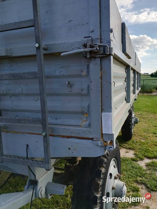 Przyczepa D50 nieuszkodzony Przyczepy rolnicze