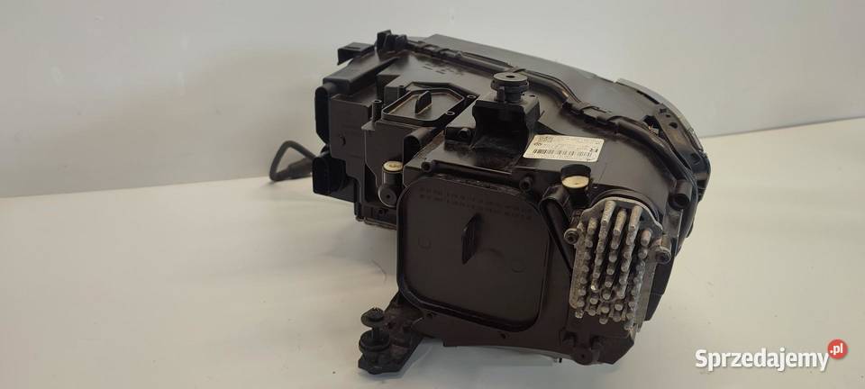 VW TIGUAN II LAMPA PRAWY PRZÓD ANGLIK RHD Lampy przeciwmgielne sprzedam