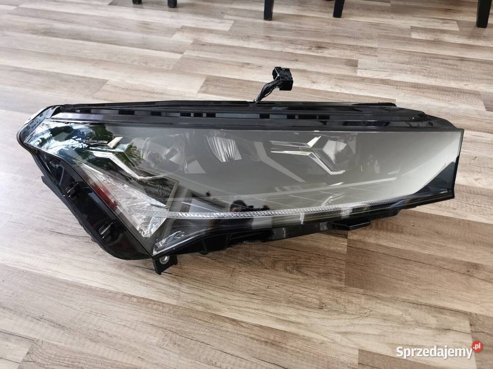 REFLEKTOR PRAWY SKODA ENYAQ iV 5lb941016A LED 2 Świerzawa