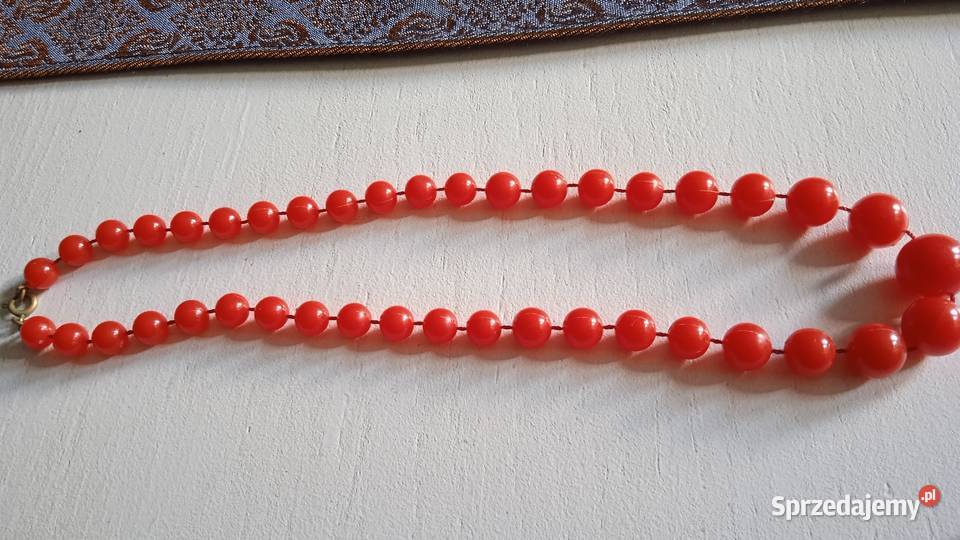SZNUR CZERWONYCH KORALI