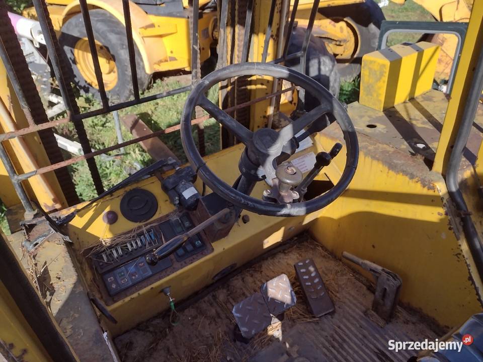 Terenowy wózek widłowy Sanderson 3T Wózki widłowe Słowiki Stare