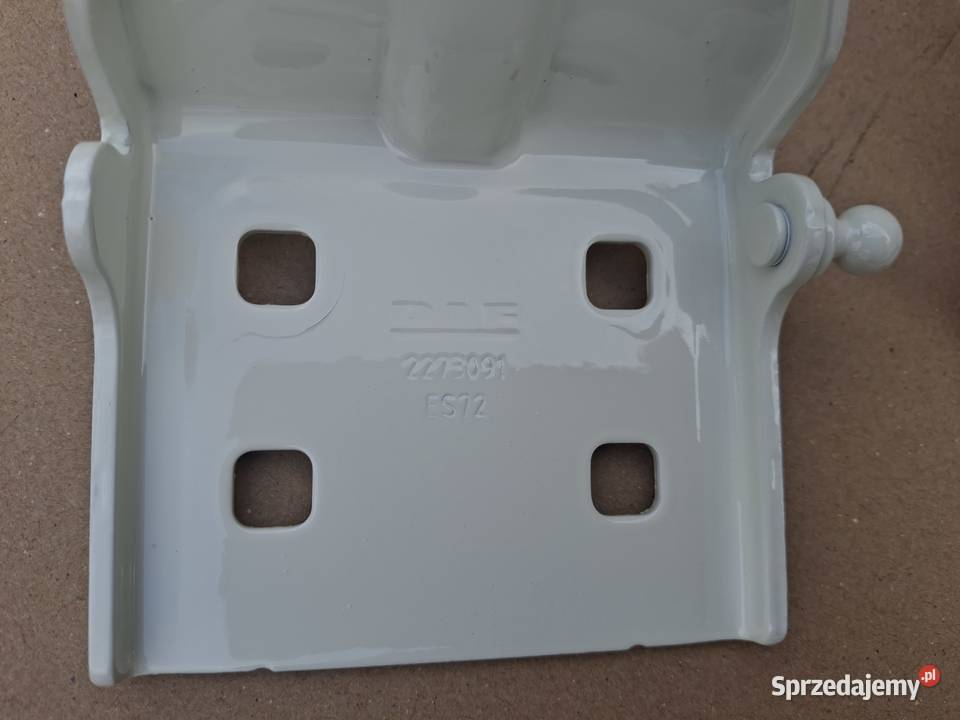 DAF XF XG KLAPA SCHOWKA PRAWA DRZWICZKI POKRYWA Bieleń