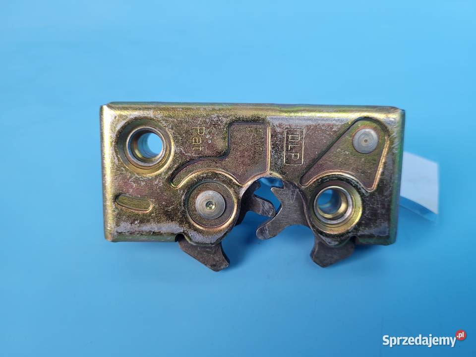 CASE IH PUMA 145 12r ZAMEK DRZWI LEWY 84227452 sprzedam