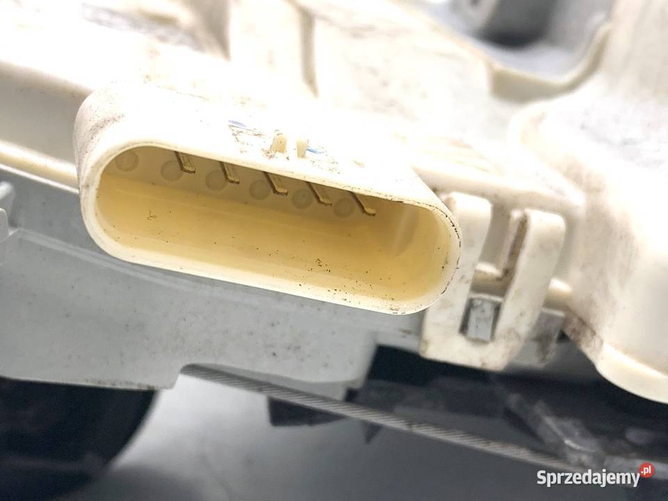 ZAMEK DRZWI LEWY TYŁ AUDI A3 8V SedanLimuzyna Zamki, wkładki i kluczyki