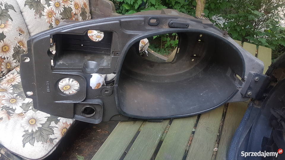 schowek pod siedzenie piaggio sfera Pcim