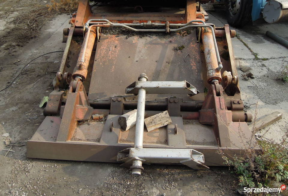 Siłowniki do śmieciarek i pojazdów komunalnych Nowiny