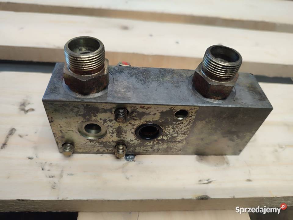 Zamek hydrauliczny siłownik 08457903323501B Wilkowo sprzedam