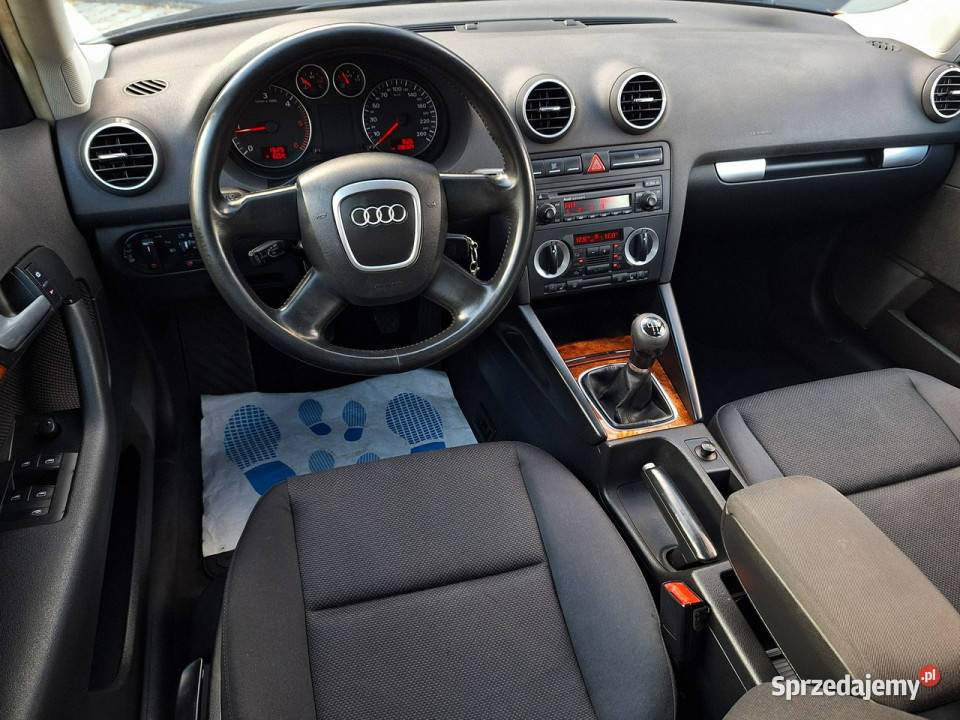 Audi A3 19TDi czarny 5DRZWI stan KLIMA alufelgi komputer pokładowy