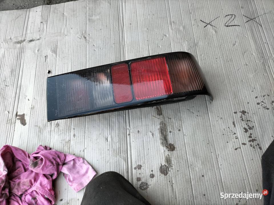 LAMPA TYŁ TYLNA PRAWA FORD SIERRA Oświetlenie Kamień-Kolonia sprzedam