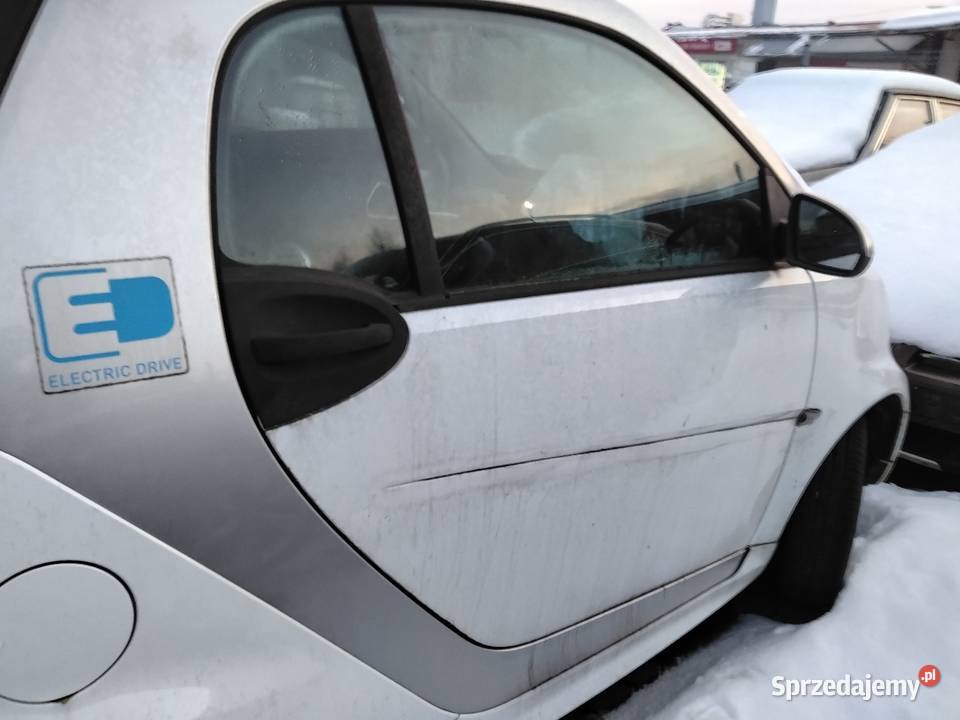 Smart fortwo elektryk zderzak tylny osobowe świętokrzyskie Piekoszów