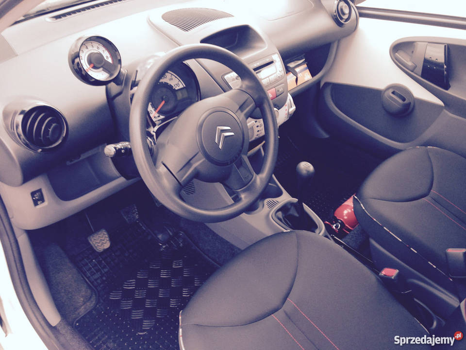Citroen C1 bezwypadkowy 1 właściciel kupiony w manualna