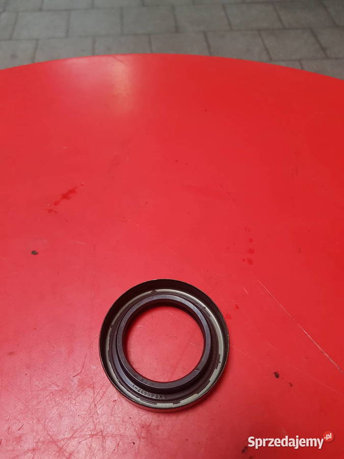 87569136 Uszczelniacz 42651 CNH Case Holland Sulechów sprzedam