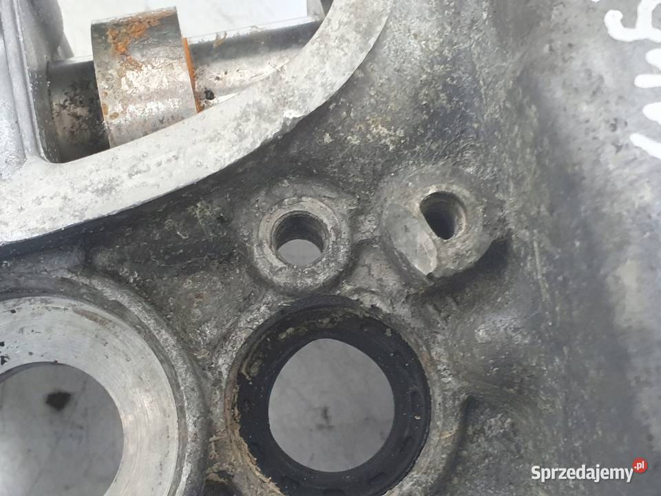 Ford Focus MK2 II 16 TDCI POKRYWA ZAWORÓW WAŁKI Głowice cylindrów Janów