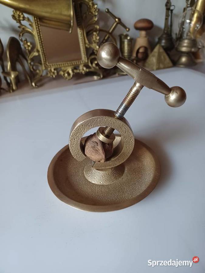 Mosiężny dziadek do orzechów śruba