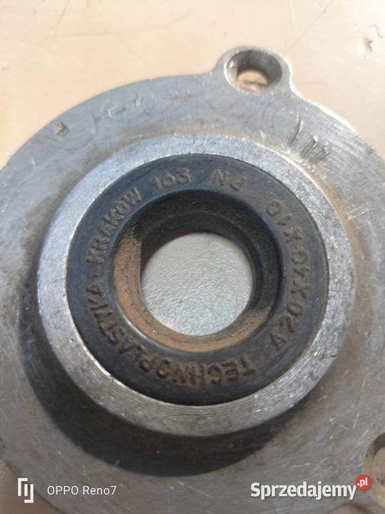 Dekiel obudowa uszczelniacza WSK 175 Łubno sprzedam