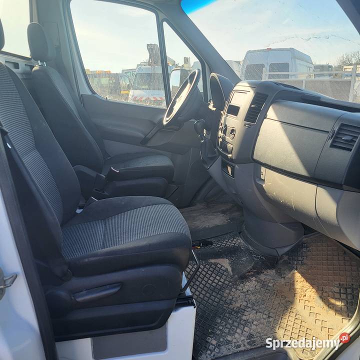 MercedesBenz Sprinter Rok produkcji 2012 Piekoszów