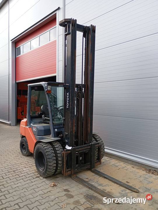 Wózek widłowy Toyota 028FGF30 2014r gaz Lublin