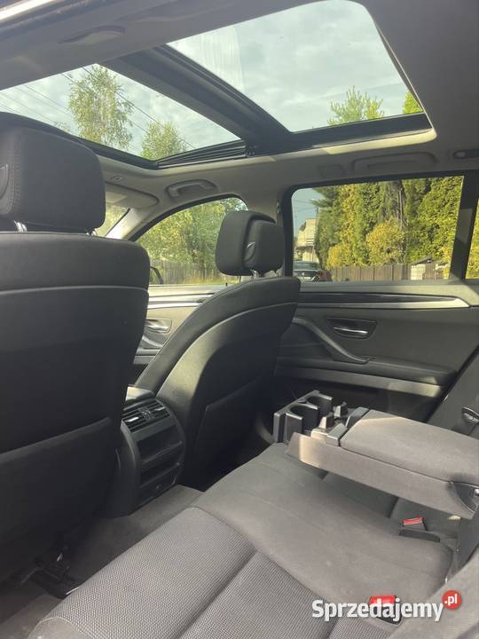 Sprzedam BMW F11 520D światła przeciwmgielne sprzedam