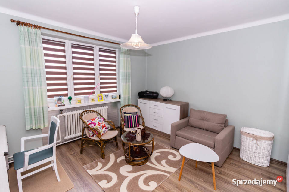 Dom 135m2 garaż działka 413m2 Kasztanowa 413m2 Ostrowiec Świętokrzyski