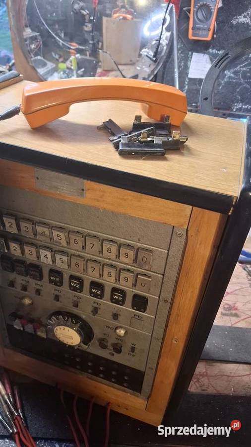 Zabytkowa centrala pulpit telefoniczny CB20 z