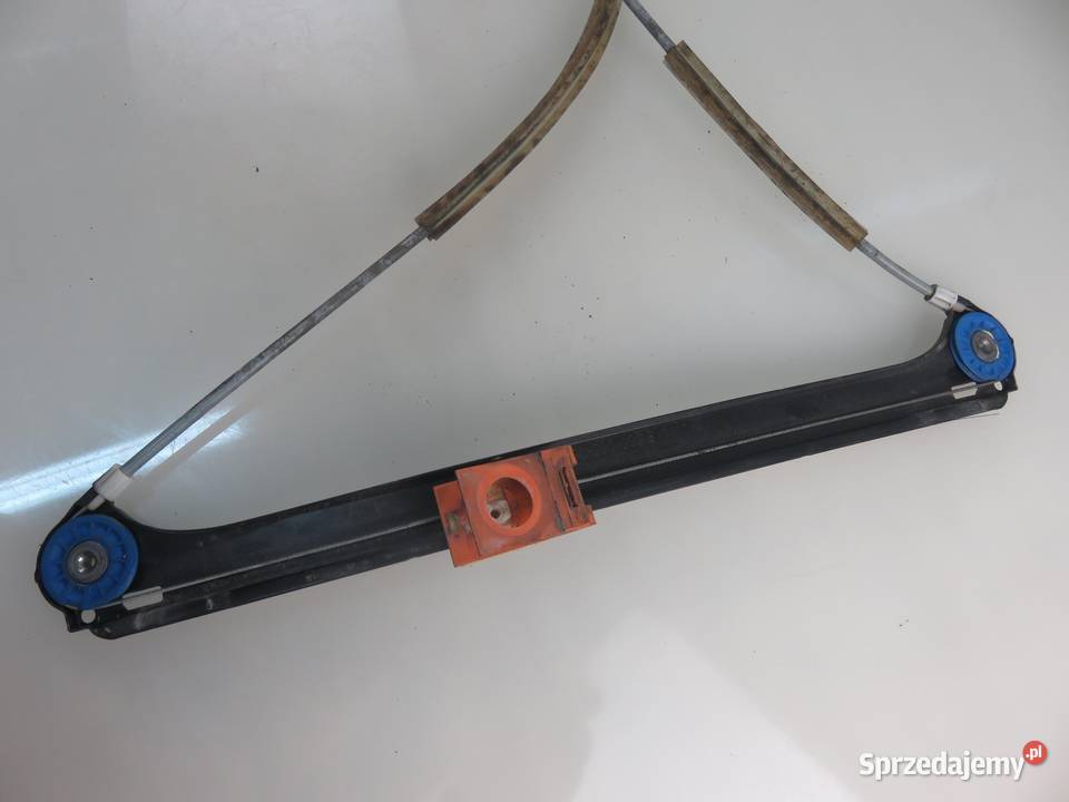 PODNOŚNIK SZYBY PRAWY 3D AUDI A3 8P 8P0959802D osobowe Motoryzacja