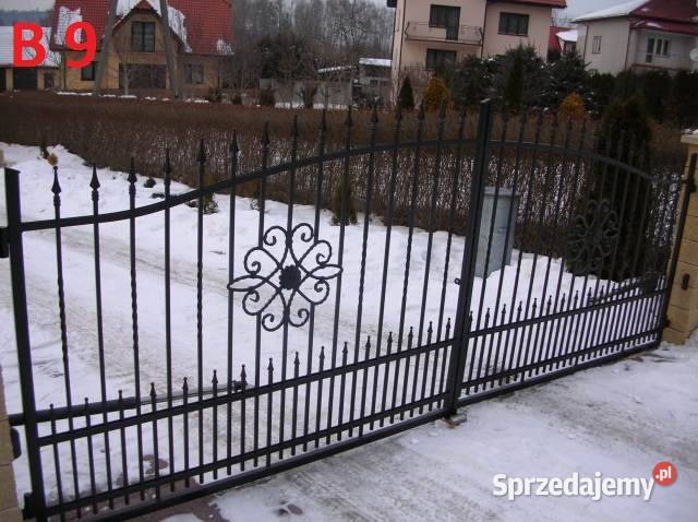 Brama kuta wjazdowa dwuskrzydłowa ogrodzenia Kutno