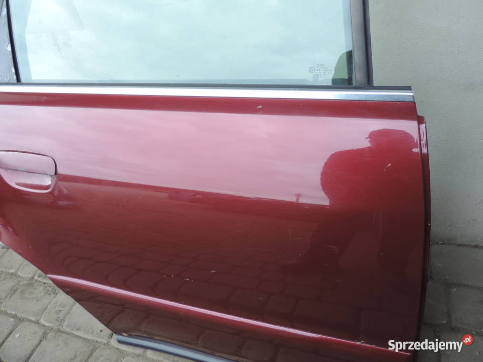 AUDI A4 B5 FL KOMBI DRZWI PRAWY TYŁ LZ3L sprzedam