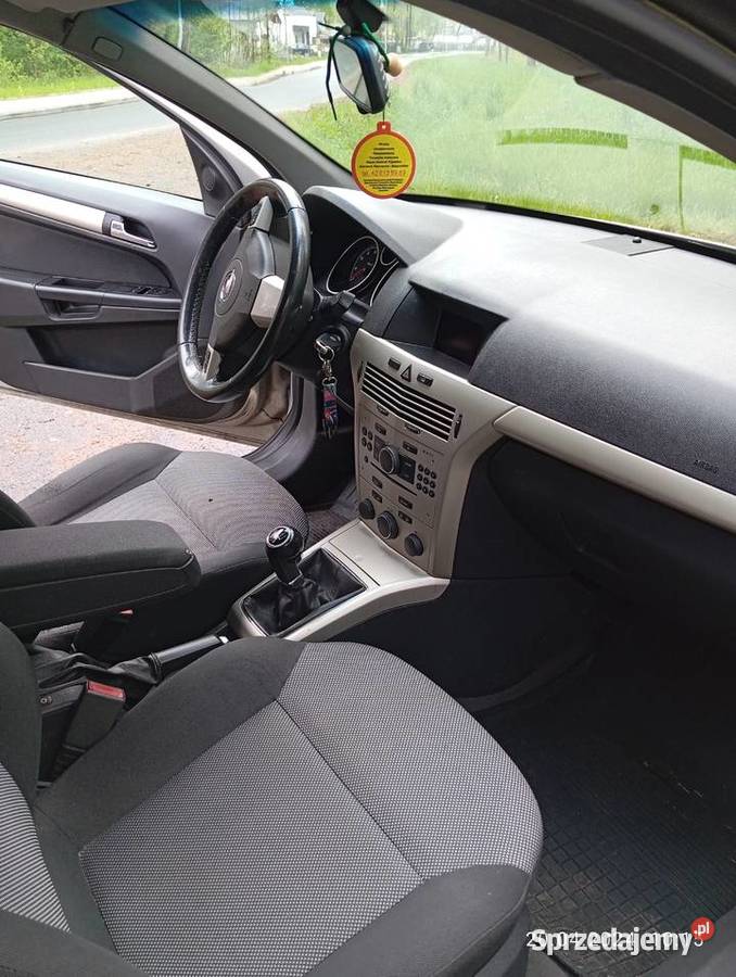 Opel Astra Kombi nieuszkodzony Astra Międzyborów