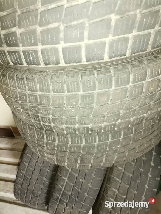 Opony zimowe wzmacniane Toyo 19575 R16C 6sztuk Ciężarowe śląskie Jaworzno