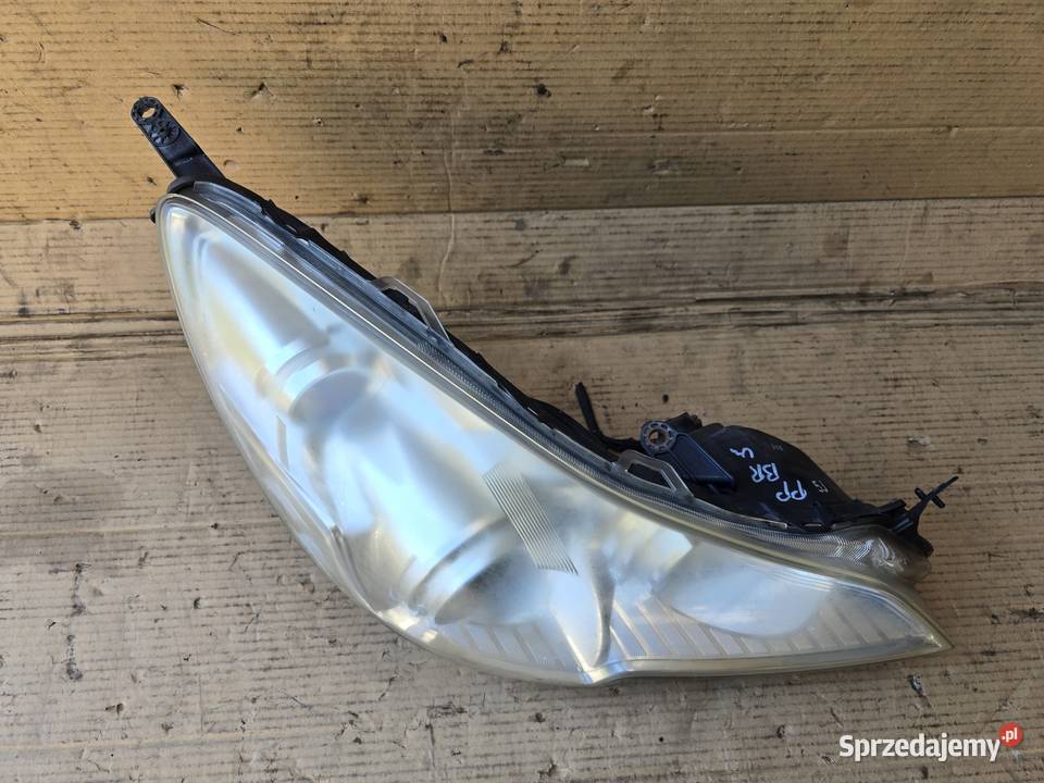 Subaru Outback IV BR lampa reflektor przód xenon Legnica