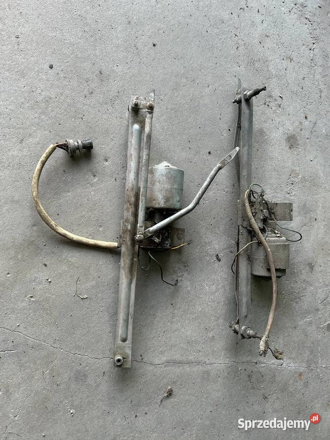 Zestaw nowych i używanych części do samochodu Chełm