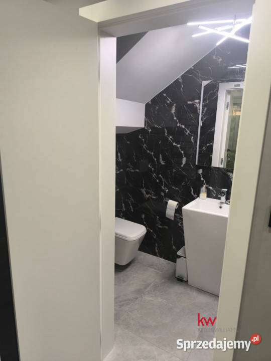 Kamienicę sprzedam Gniezno 11865m2 Liczba pokoi 4