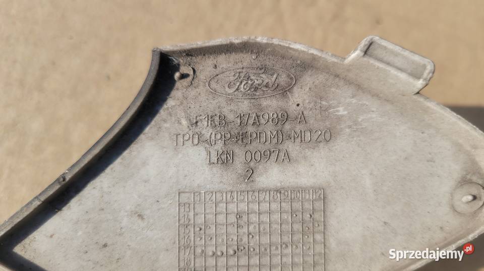 FORD FOCUS MK3 LIFT 14 ZAŚLEPKA HAKA ZDERZAKA śląskie Ruda Śląska sprzedam