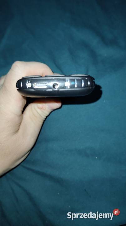sprzedam telefon komórkowy maxcom sprawną lettko