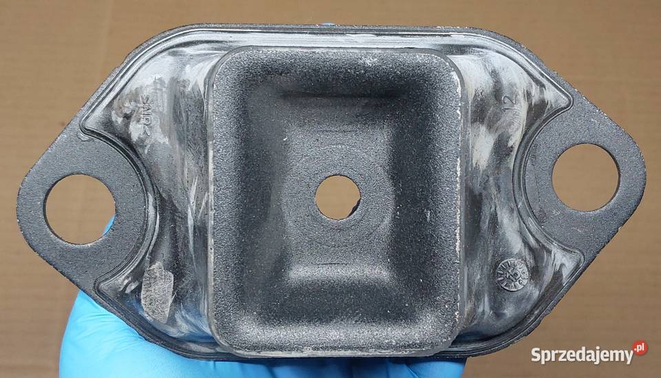 PODUSZKA SILNIKA LEWA RENAULT DUSTER 15 dCi 16 osobowe Mielęcin