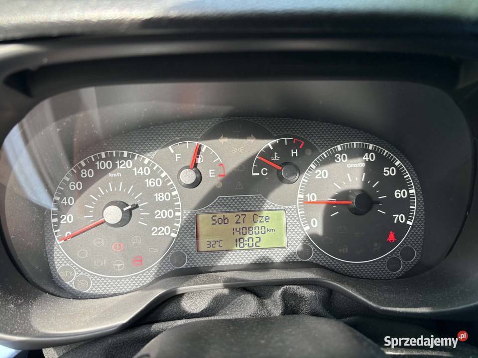 Fiat Punto 12 Benzyna 2006 ekonomiczny samochód poduszka powietrzna Punto pomorskie sprzedam